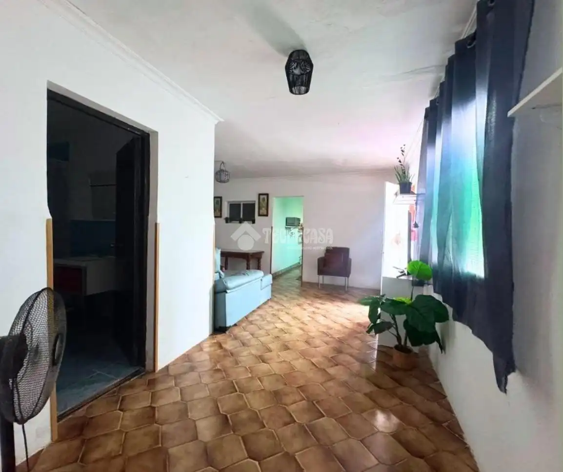 Sala de estar de Casa o chalet en venta en Las Cabezas de San Juan con Terraza