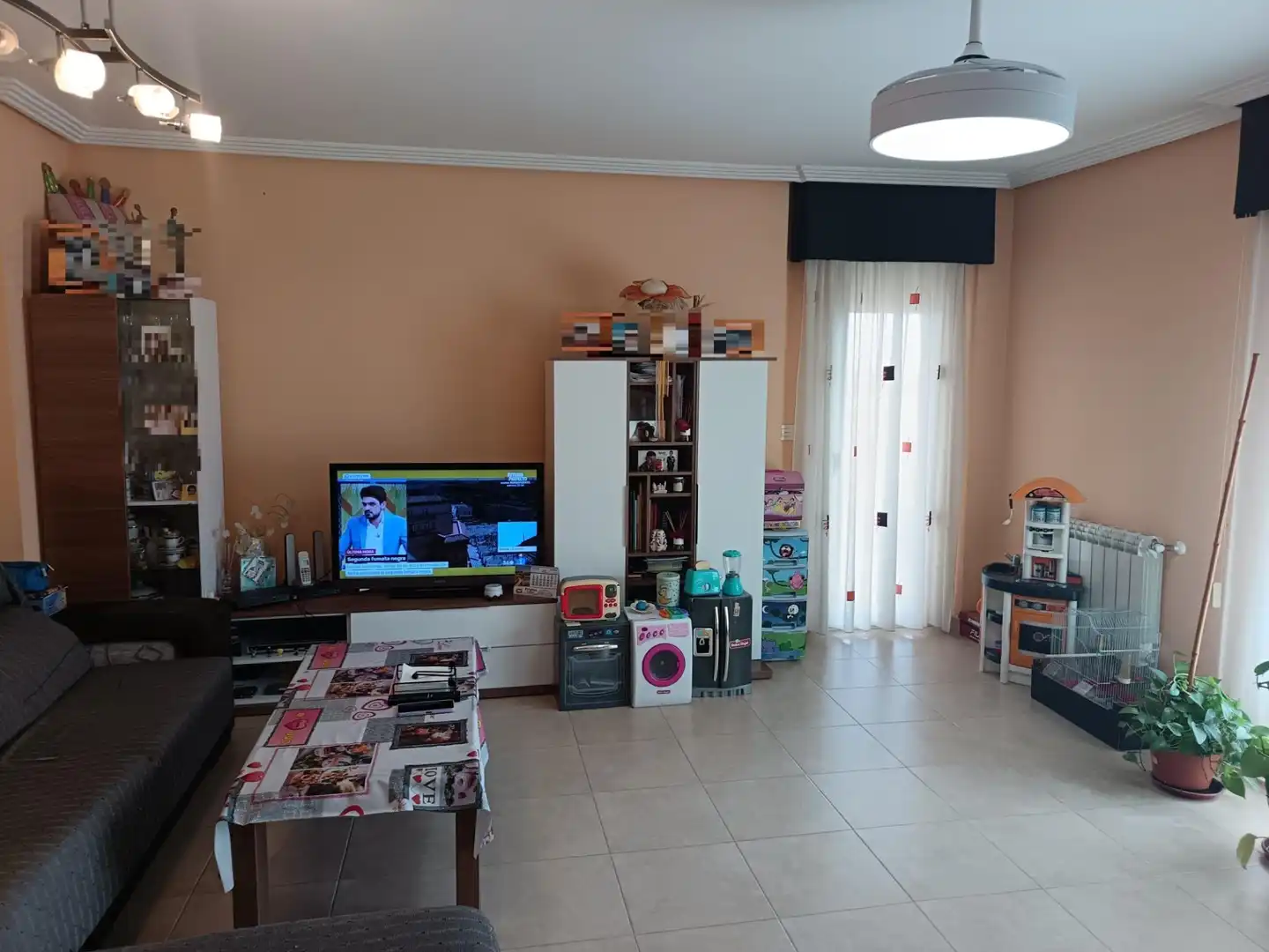 Living room of Flat for sale in Argamasilla de Calatrava  with Heating, Private garden and Terrace