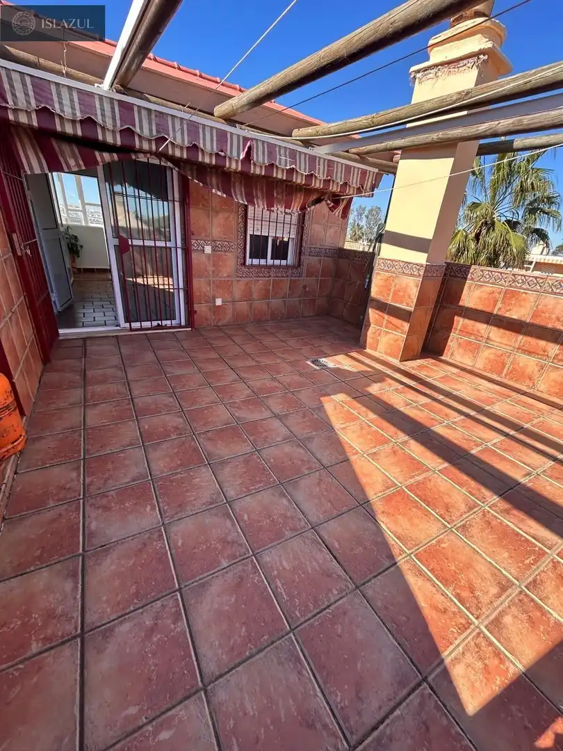 Terraza de Piso en venta en Isla Cristina con Jardín privado, Terraza y Trastero