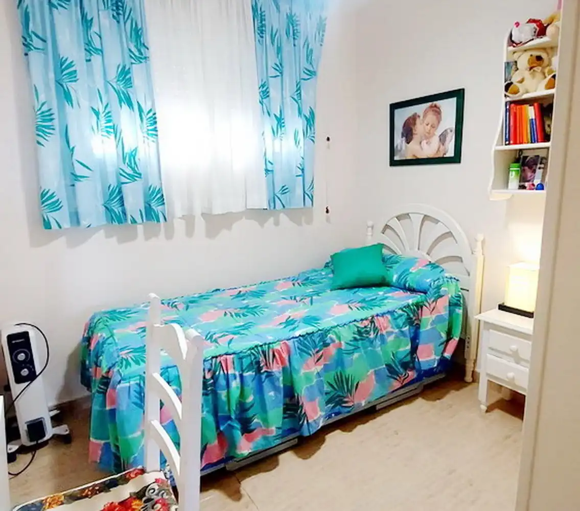 Habitación de Piso de alquiler en Almuñécar con Amueblado