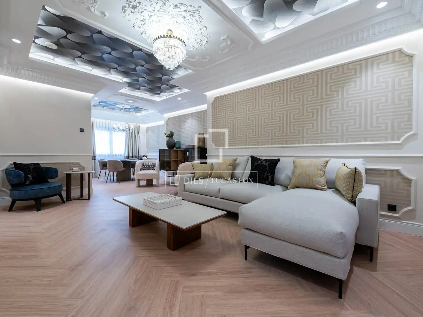 Sala d'estar de Pis en venda en  Madrid Capital amb Aire condicionat, Calefacció i Parquet