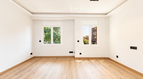 Foto 2 de Piso en venta en Carrer D'albert Llanas, Can Baró, Barcelona Capital