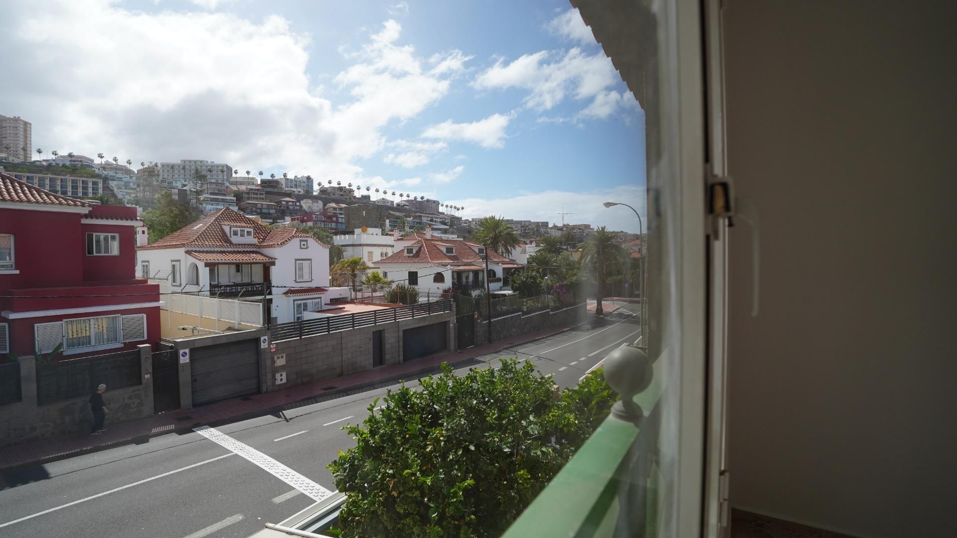 Vista exterior de Pis en venda en Las Palmas de Gran Canaria amb Terrassa