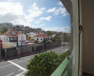 Vista exterior de Pis en venda en Las Palmas de Gran Canaria amb Terrassa