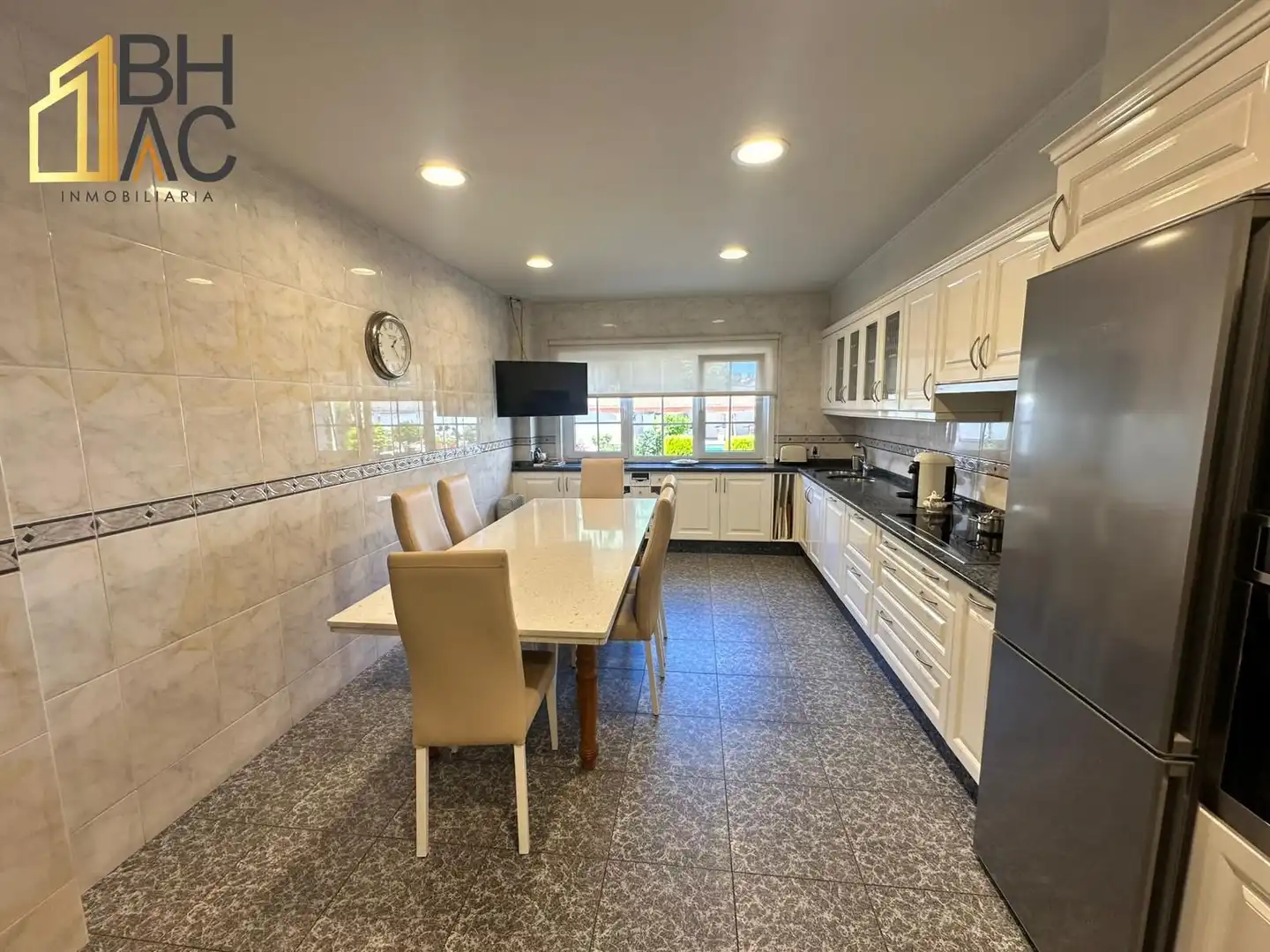 Houses for sale in Ernesto Che Guevara, Perillo