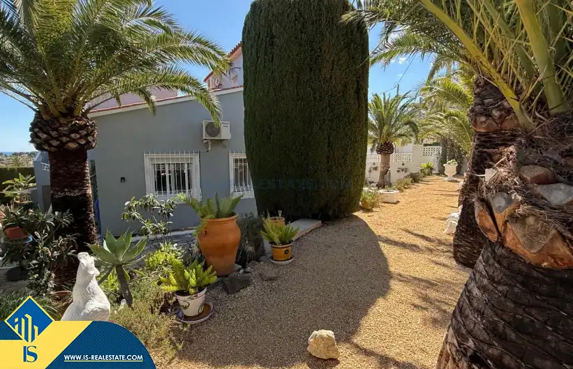 Villa con piscina in vendita a Cometa, imagen 10