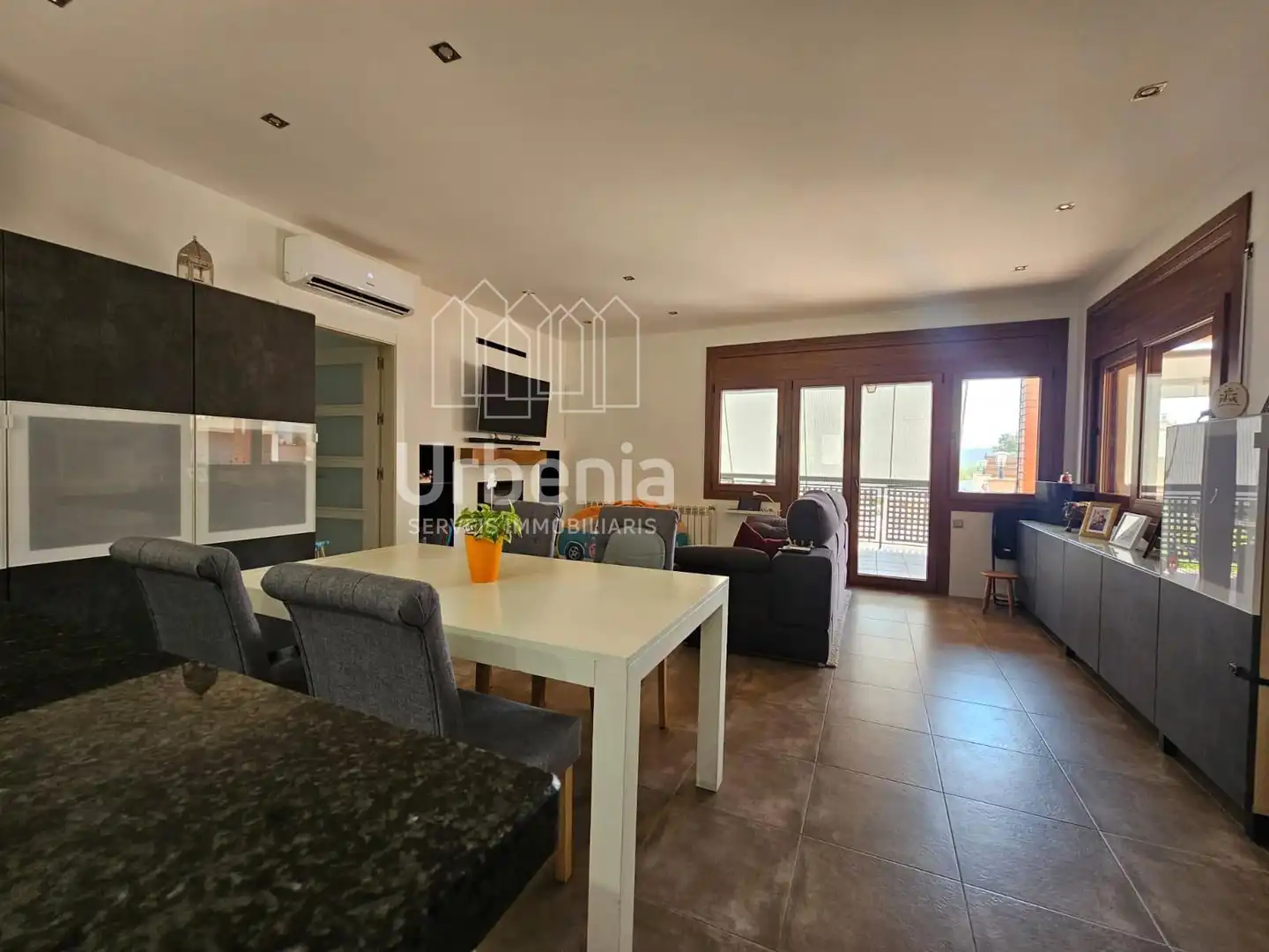 Sala de estar de Casa o chalet en venta en Tordera con Aire acondicionado, Calefacción y Terraza