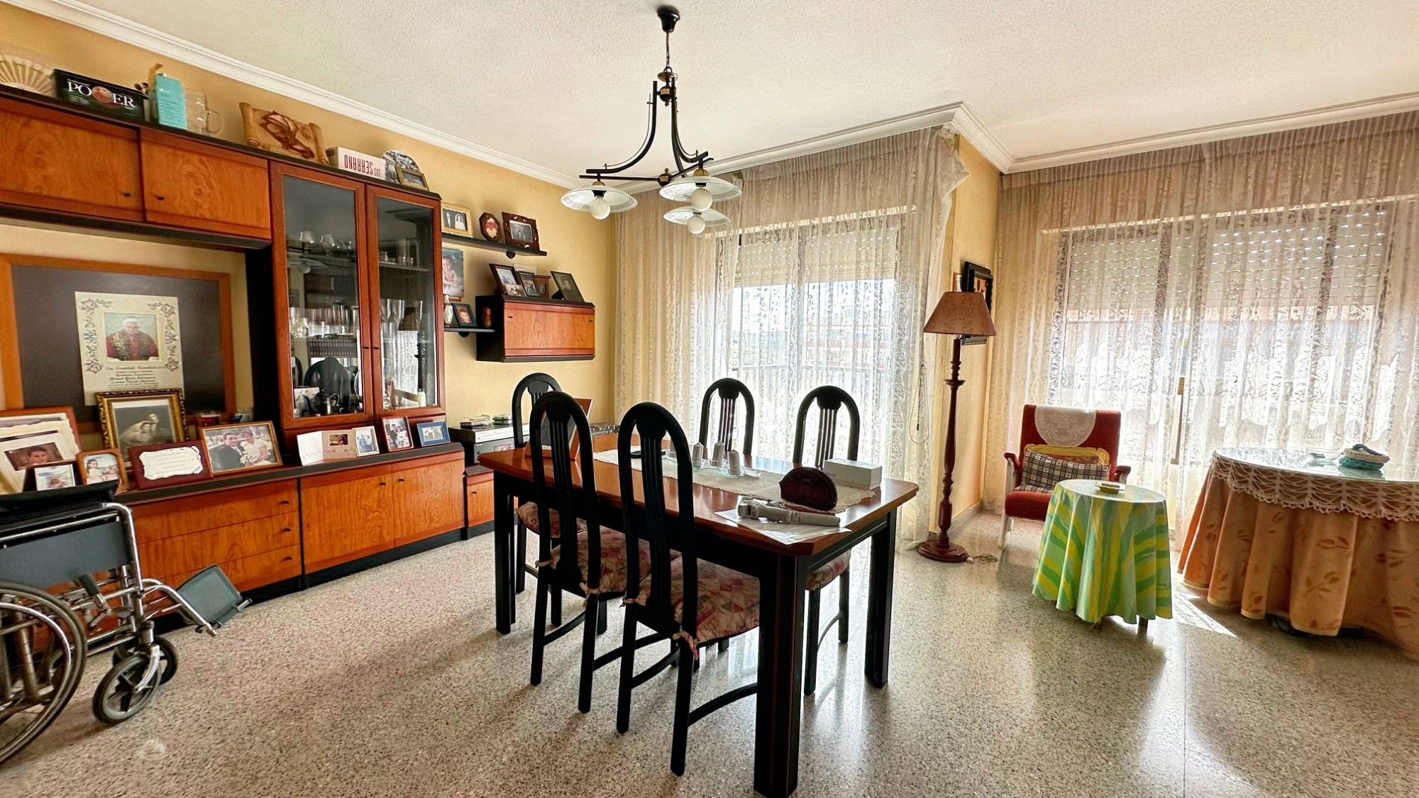 Comedor de Piso en venta en Guardamar del Segura con Terraza, Trastero y Amueblado