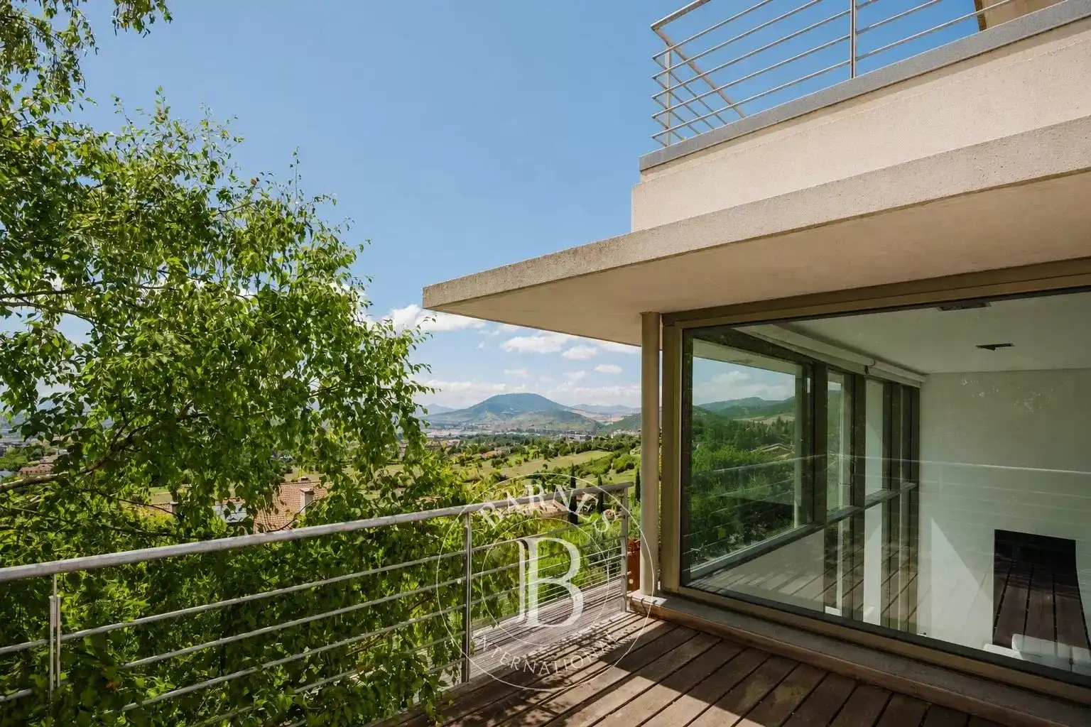 Terrassa de Casa o xalet en venda en Valle de Egüés / Eguesibar amb Calefacció, Terrassa i Piscina