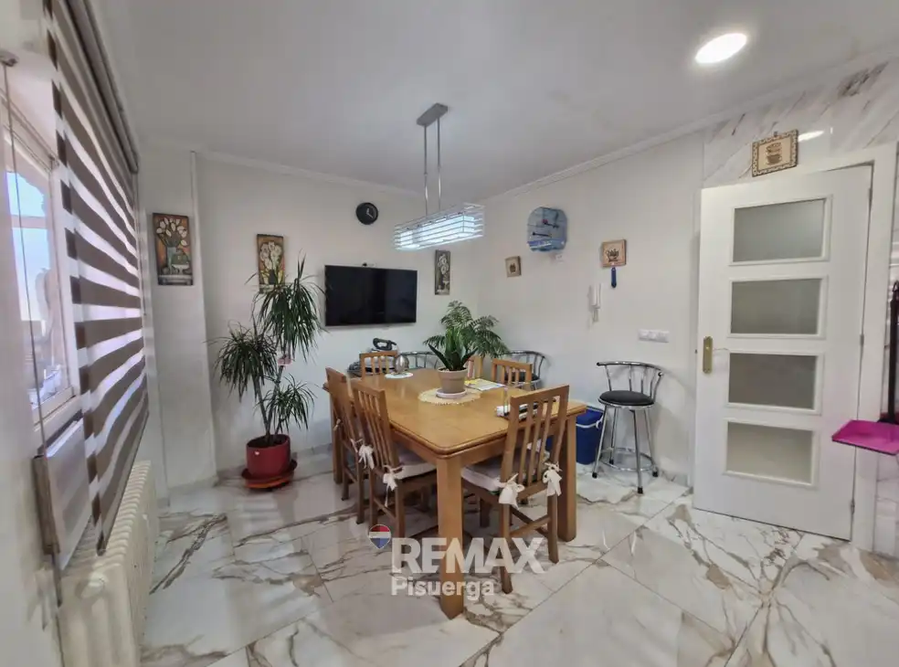 Comedor de Piso en venta en Benavente con Terraza y Balcón
