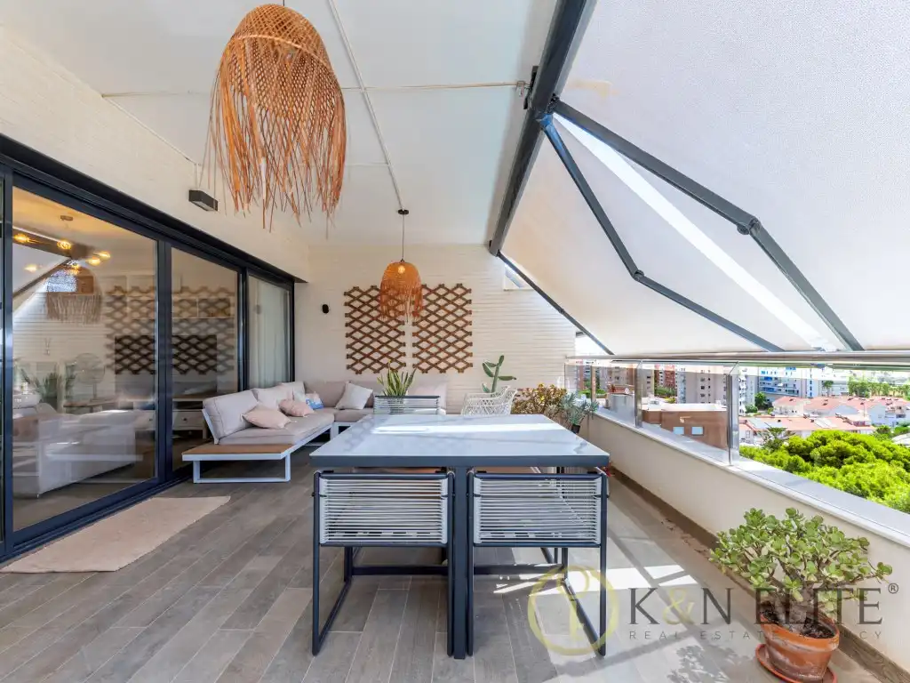 Terraza de Ático en venta en Alicante / Alacant con Aire acondicionado, Jardín privado y Terraza