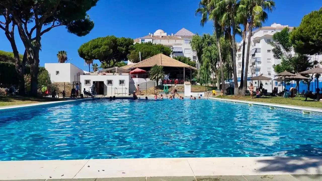 Apartment mit Pool zur Miete in El Portil, imagen 2