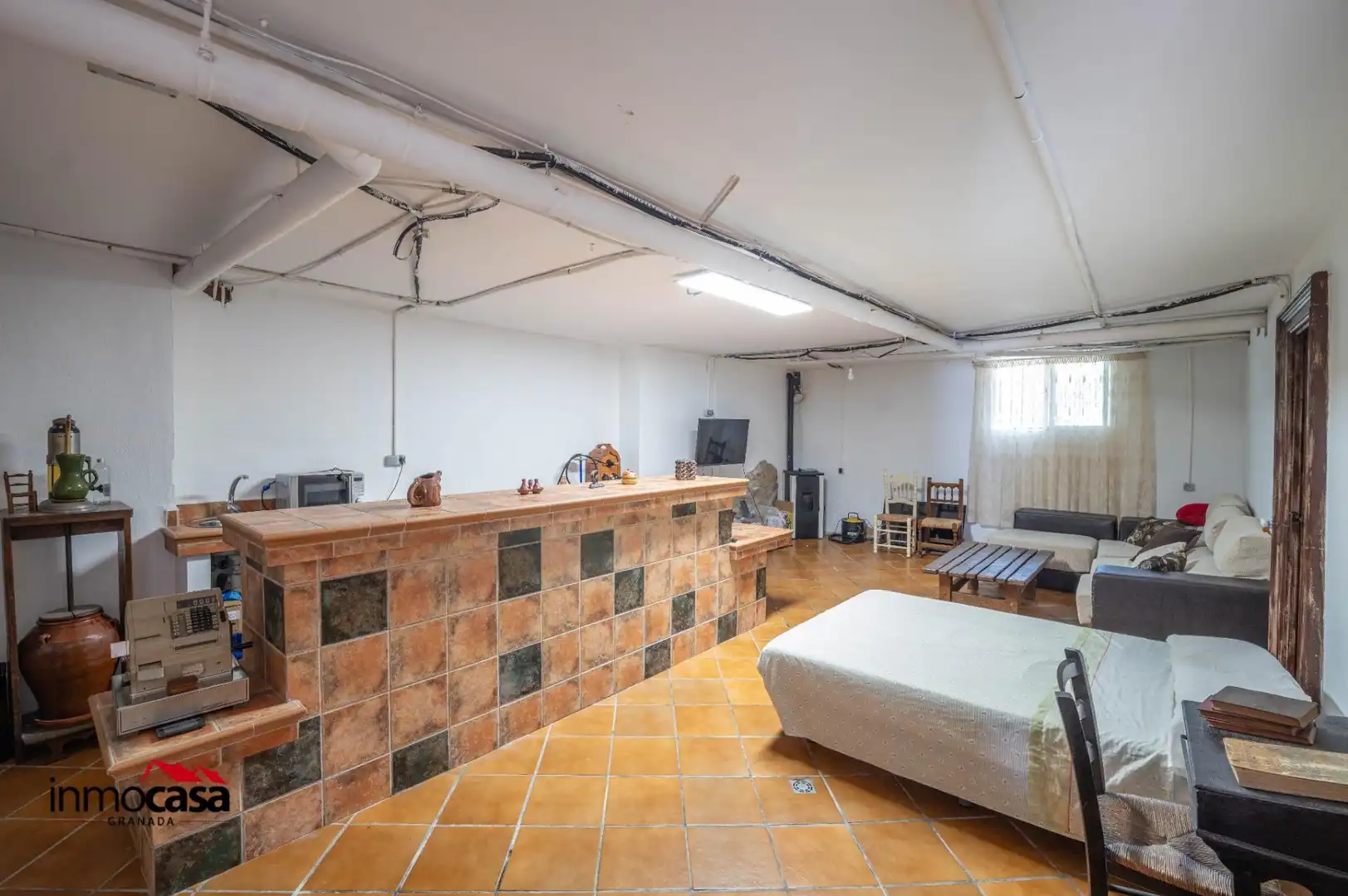 Casa adosada en venta en Jun con Aire acondicionado, Jardín privado y Piscina