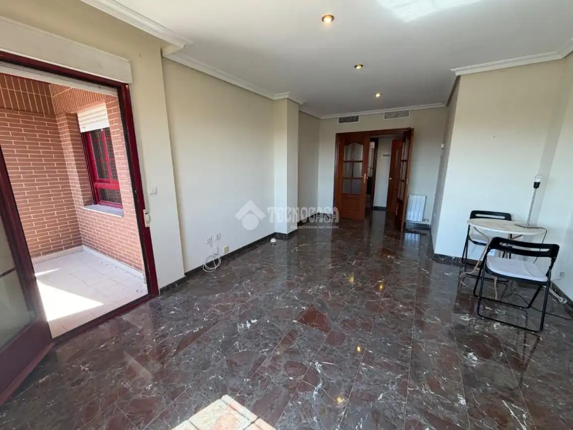 Wohnung zum Verkauf in Jaén mit Terrasse