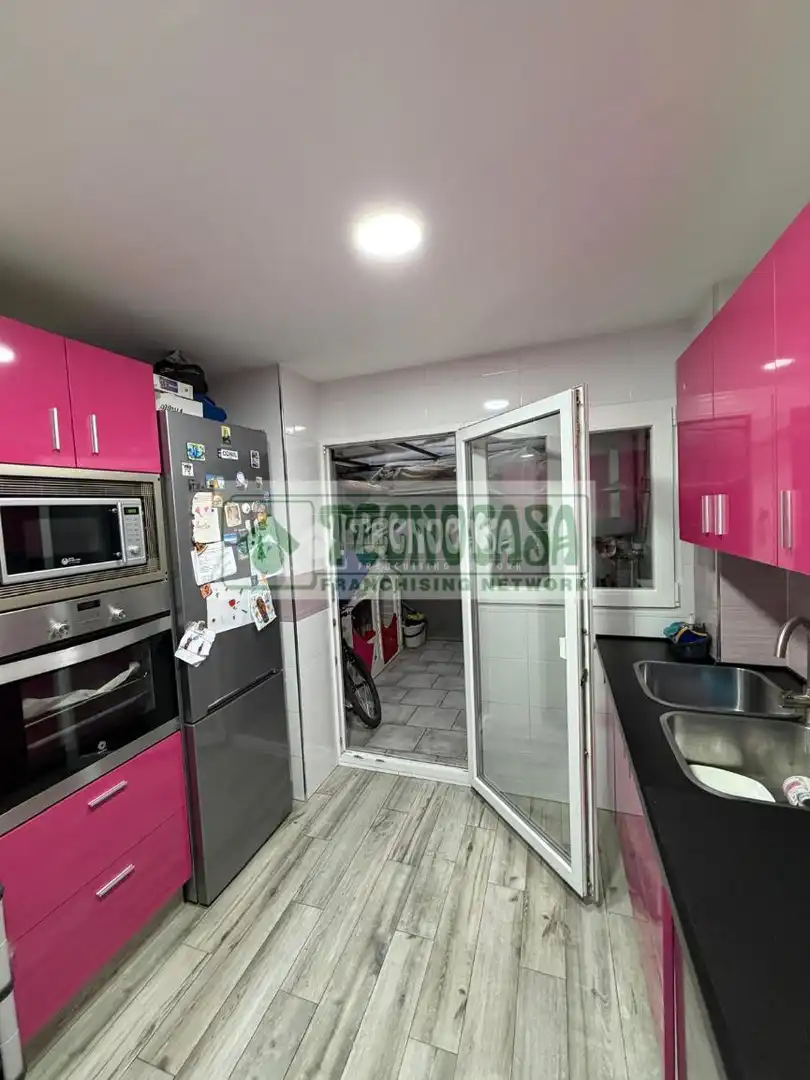 Cocina de Piso en venta en Ronda con Aire acondicionado y Terraza
