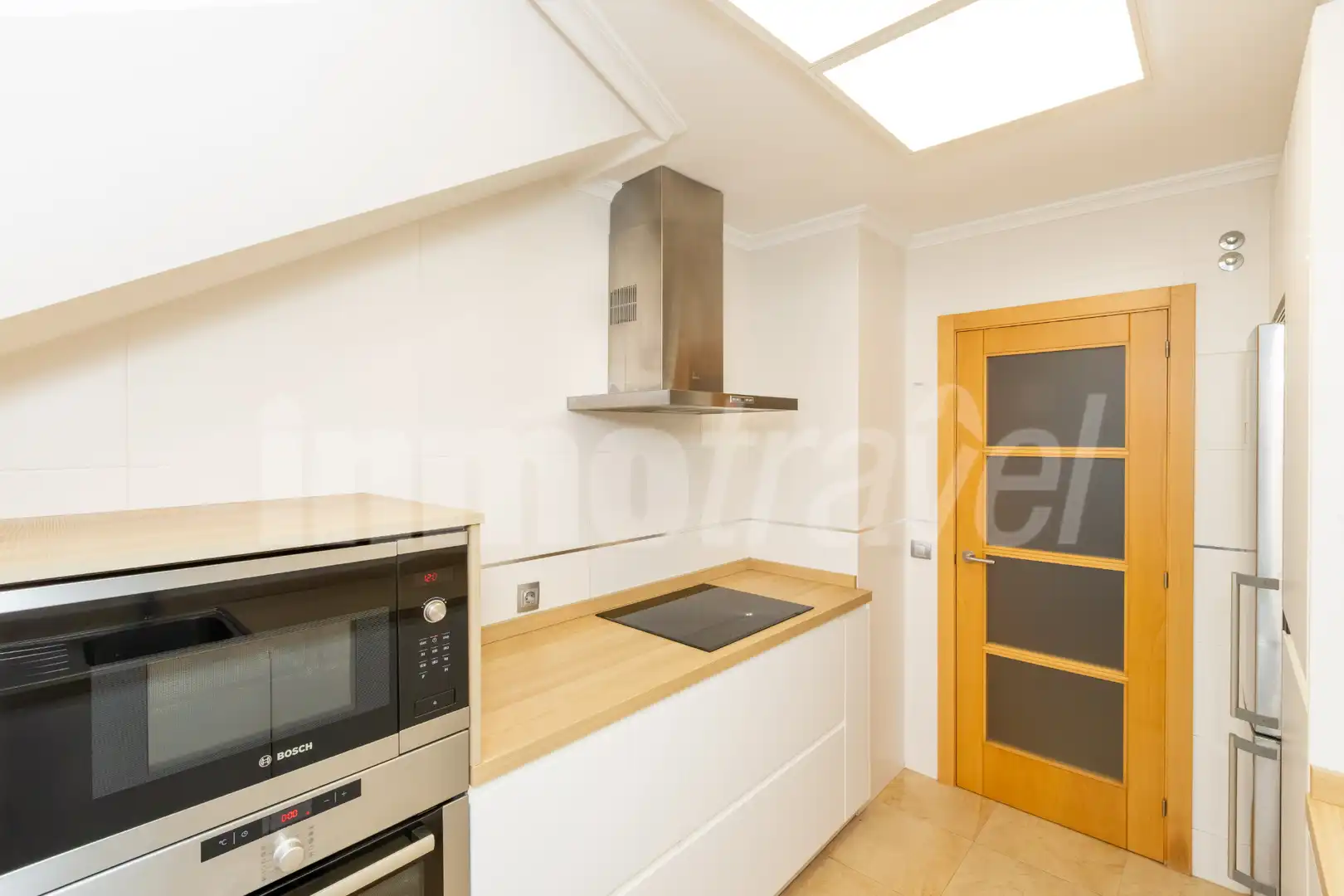 Kitchen of Attic for sale in Sanxenxo  with Air Conditioner, Heating and Terrace