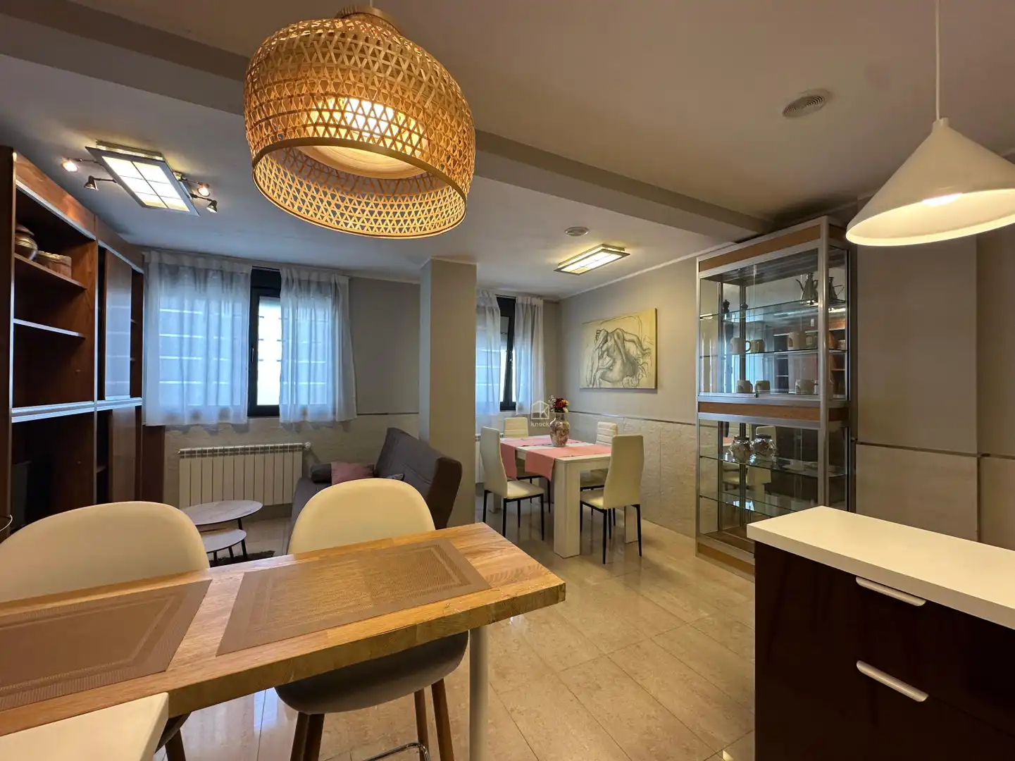 Flat for rent in Oviedo - Calle Tomás Crespo Frígilis, La Ería