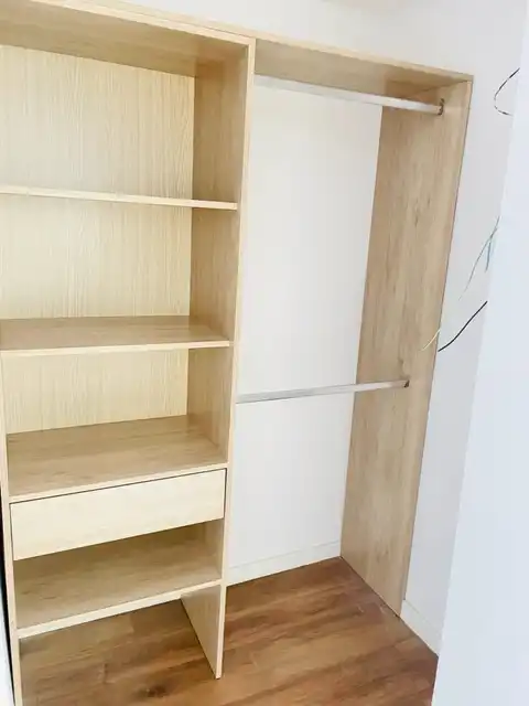 Dormitori de Pis de lloguer en Barcelona amb Calefacció, Parquet i Forn