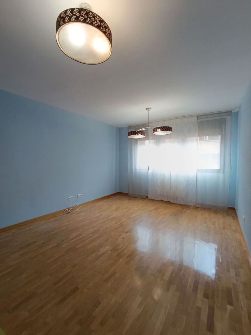 Bedroom of Flat for sale in Ciudad Real Capital  with Air Conditioner, Heating and Storage room