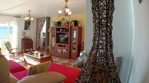 Chalet moderno, con terreno y 4 dormitorios en Águilas
