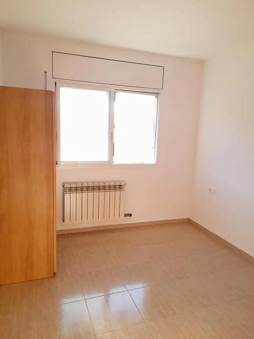 Bedroom of Flat for rent in Premià de Mar  with Air Conditioner, Heating and Balcony