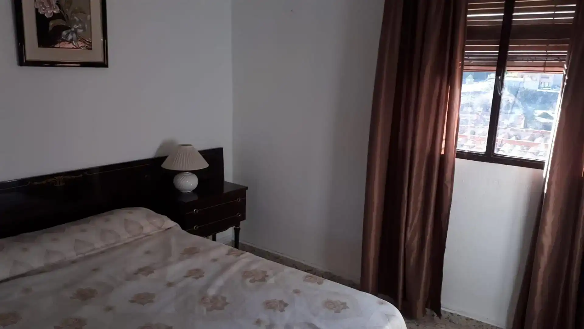 Dormitori de Casa adosada en venda en Burgohondo amb Traster, Moblat i Forn