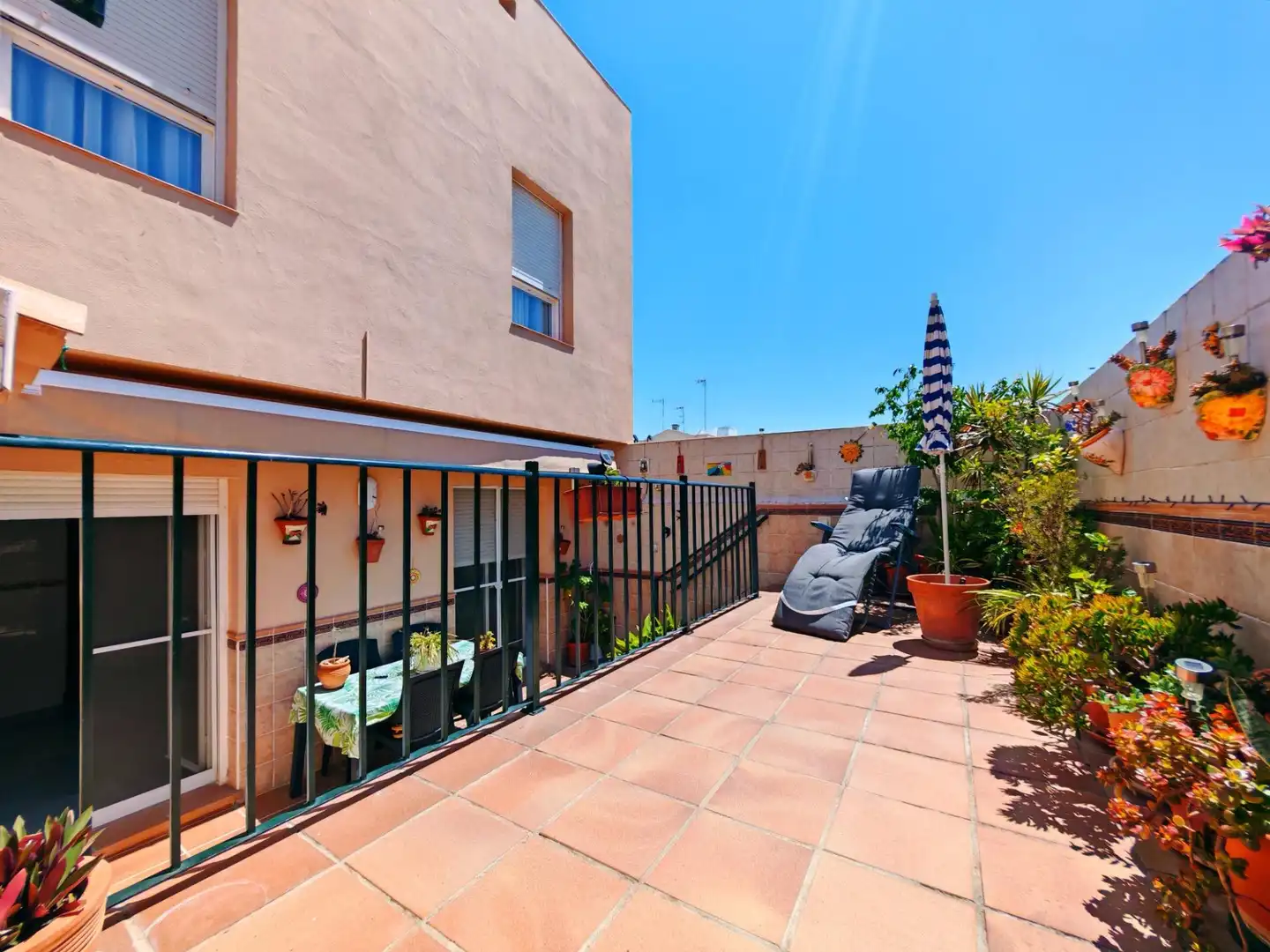 Terraza de Casa adosada en venta en San Fernando con Aire acondicionado, Calefacción y Jardín privado