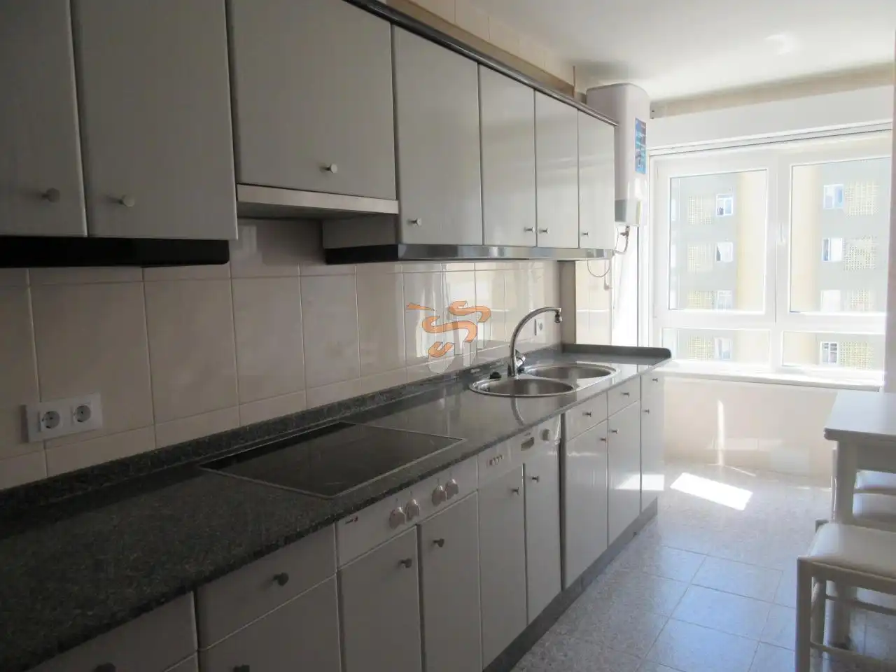 Kitchen of Apartments for rent in Ferrol  with Heating and Furnished