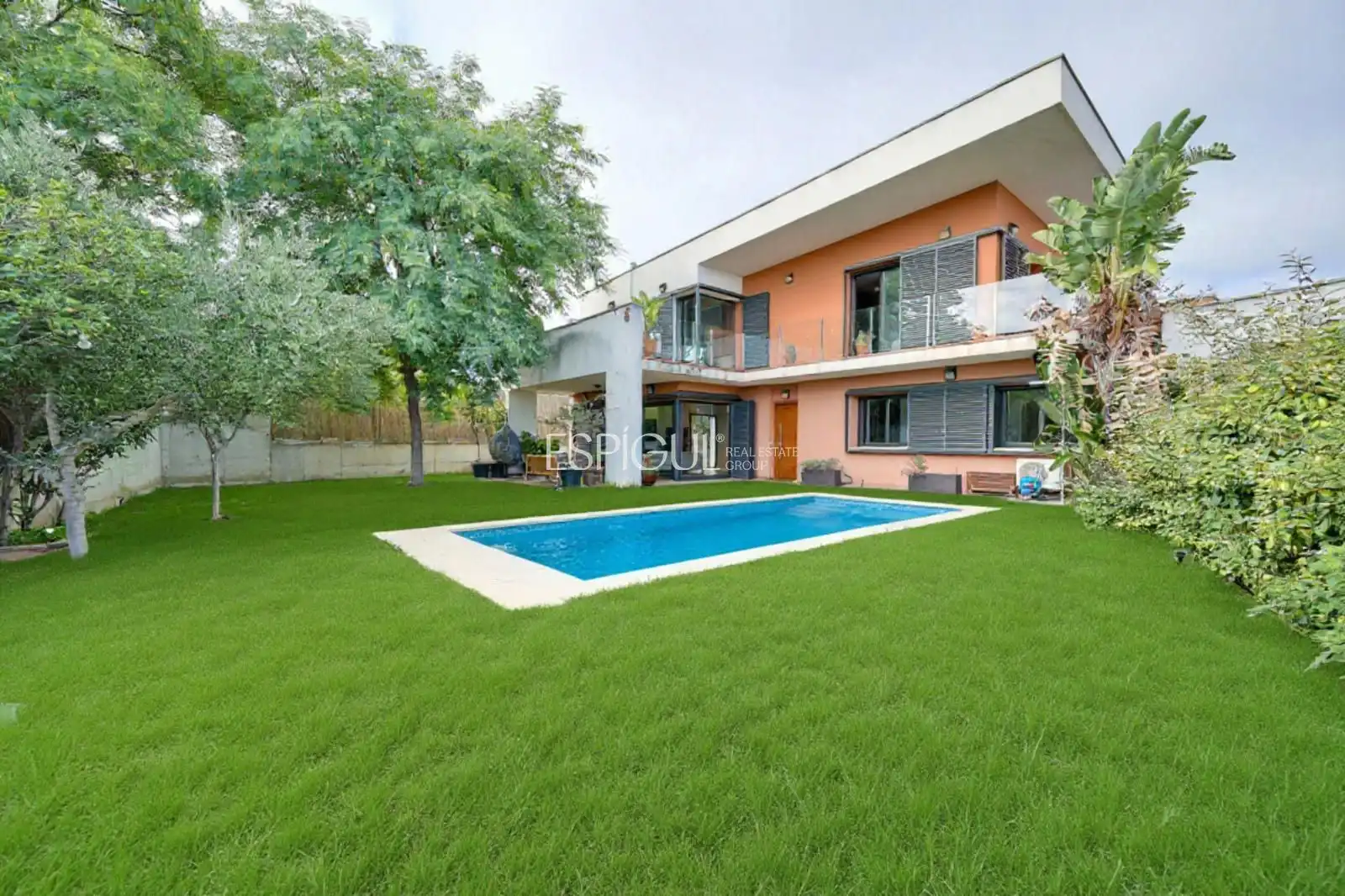 Garden of Houses for sale in Mataró  with Air Conditioner, Private garden and Terrace