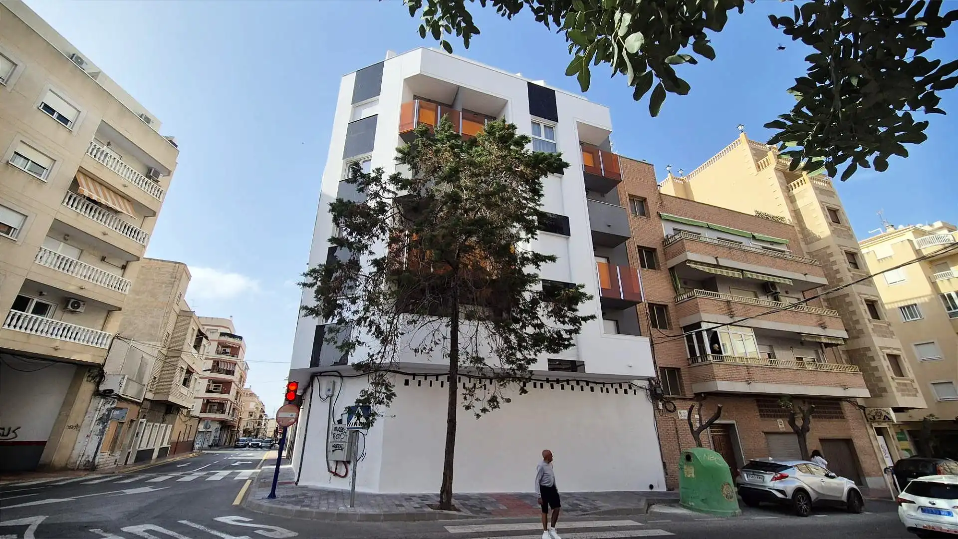 Business premises for sale in Calle ORIHUELA 57