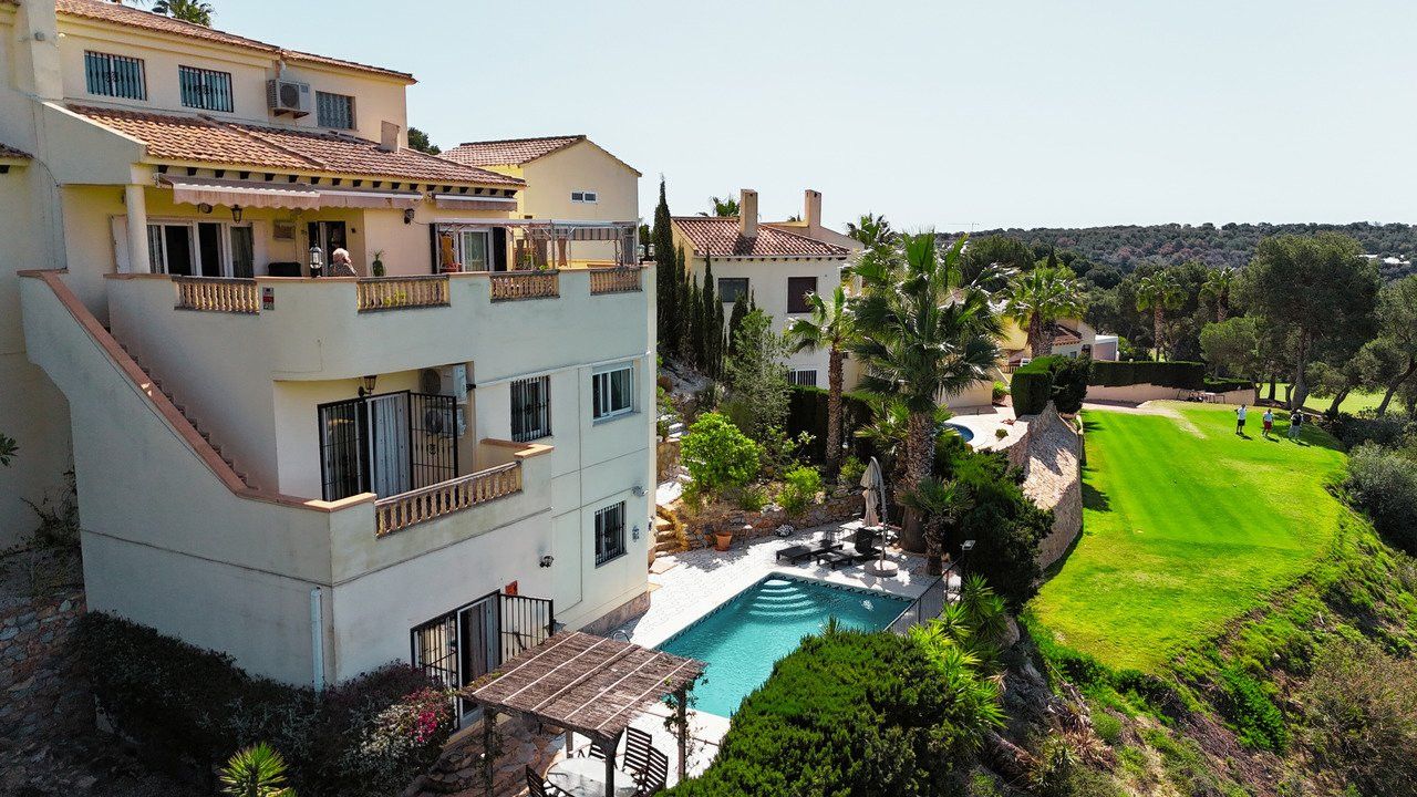 Terrace of House or chalet for sale in Orihuela