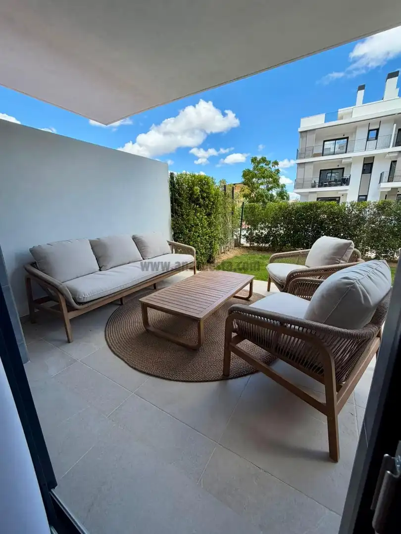 Terraza de Apartamento de alquiler en Estepona Pueblo