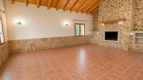 Casa de campo con más de 4.488 m2 de parcela a solo 2 minutos de Benferri