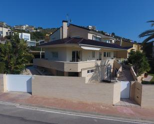 Vista exterior de Casa o xalet en venda en Oropesa del Mar / Orpesa amb Aire condicionat, Calefacció i Jardí privat