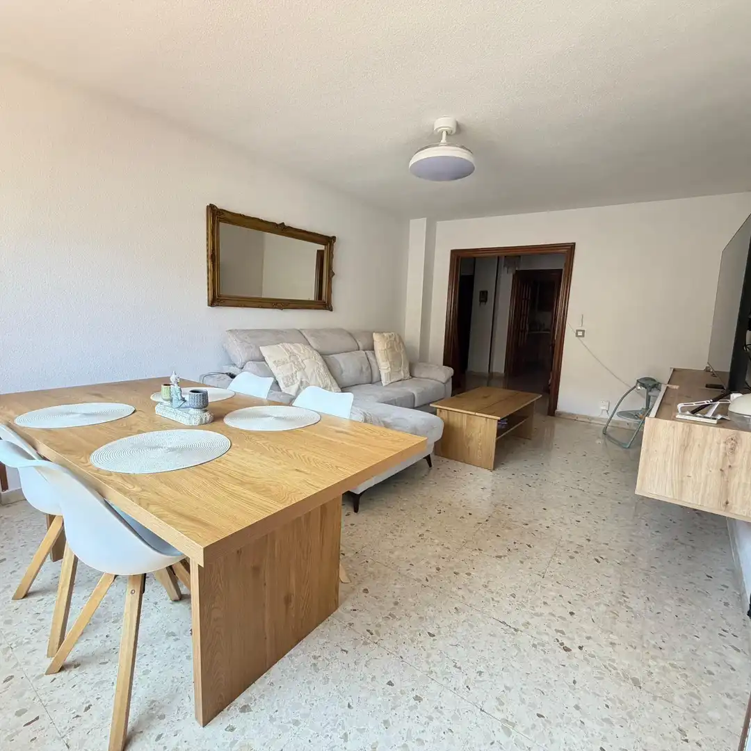 Wohnung zum Verkauf in Calle ESCOLES DE LES, Centro Urbano