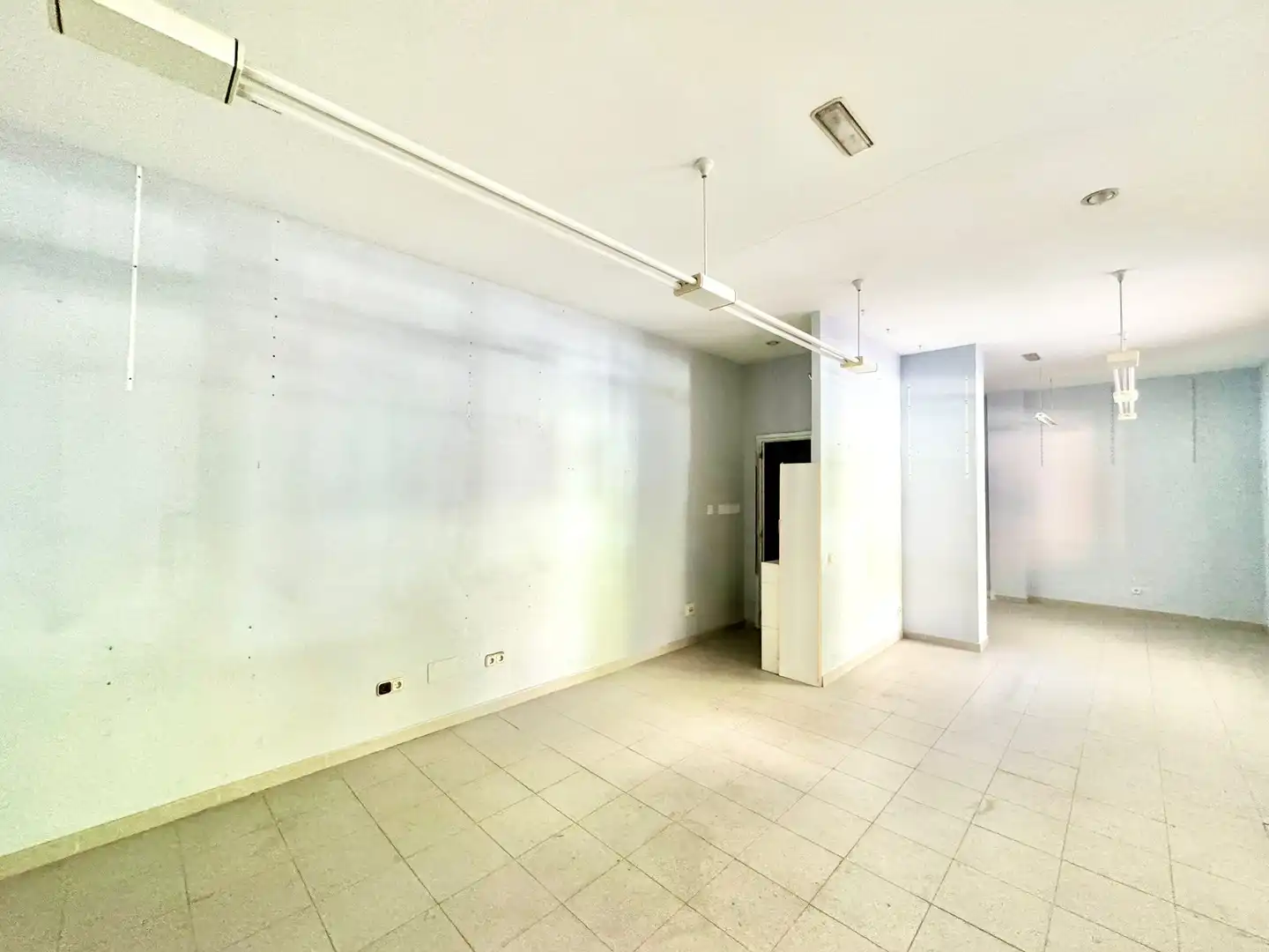 Local comercial en venda a Pintor Aurelio Verá-Fajardo Kalea, imagen 12
