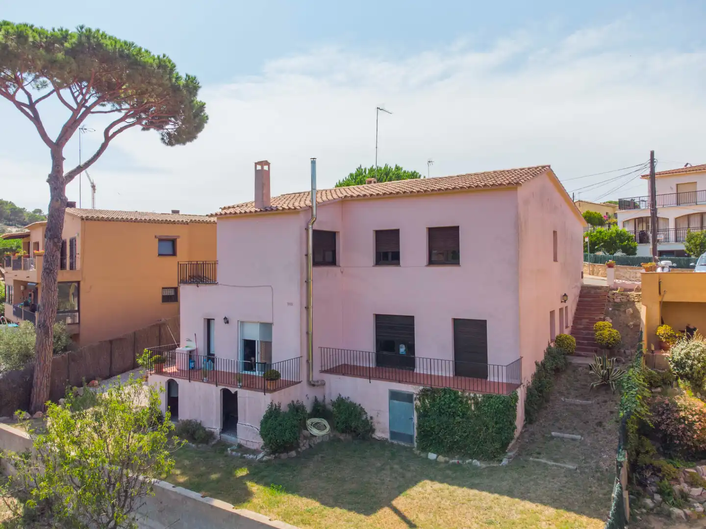 Casa con terraza en venta en Carrer de Guillem de Bonadona 14, imagen 7