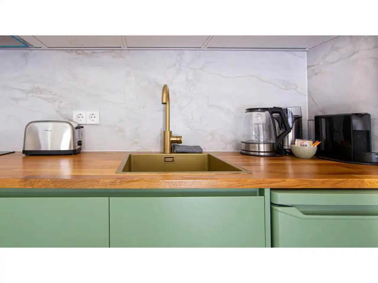 Kitchen of Study for sale in Barcelona  with Air Conditioner, Heating and Parquet flooring