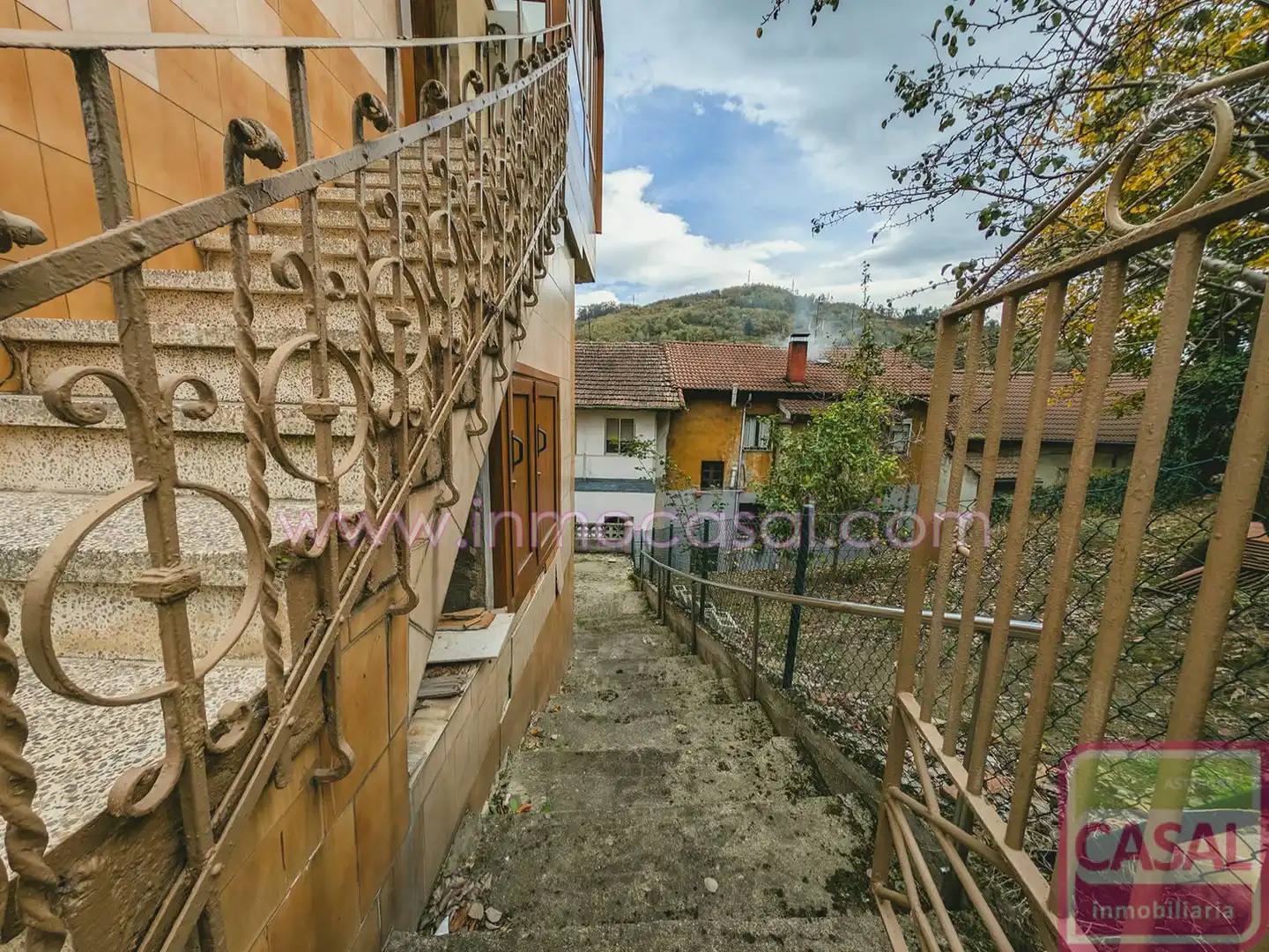 Exterior view of Flat for sale in Mieres (Asturias)  with Heating, Storage room and Furnished