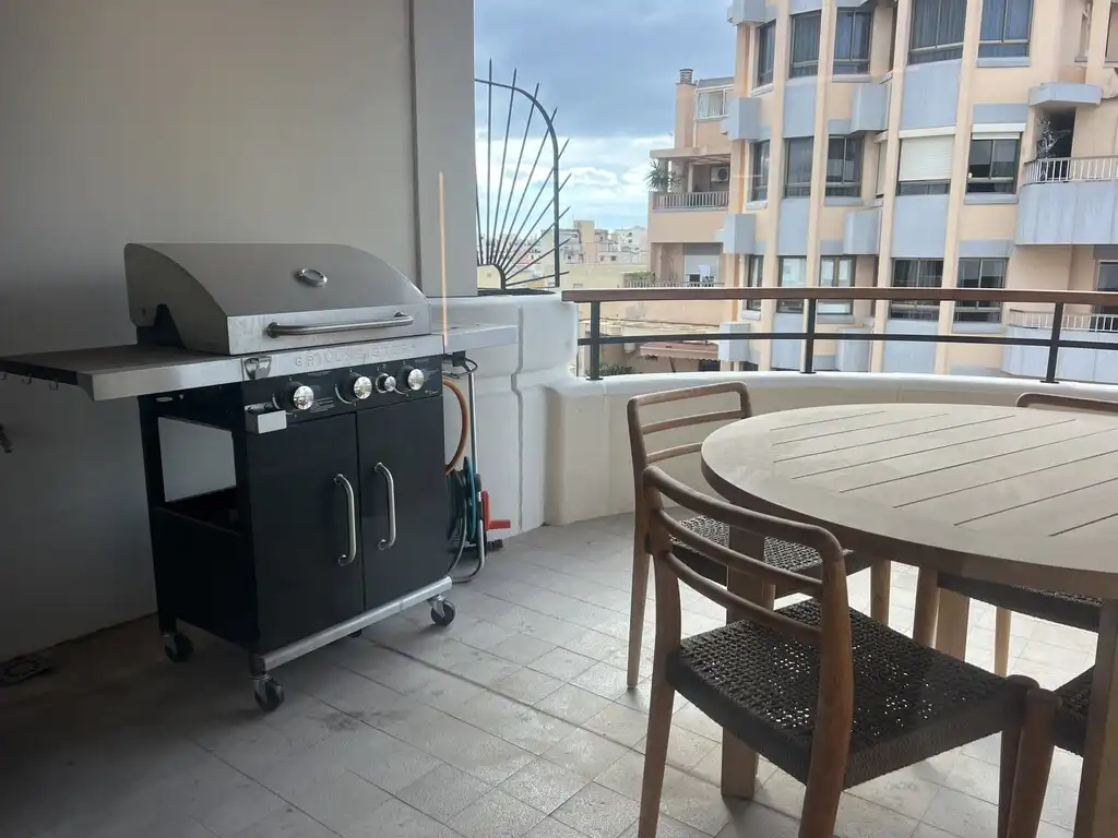 Terrace of Apartments for rent in  Palma de Mallorca  with Air Conditioner, Heating and Parquet flooring