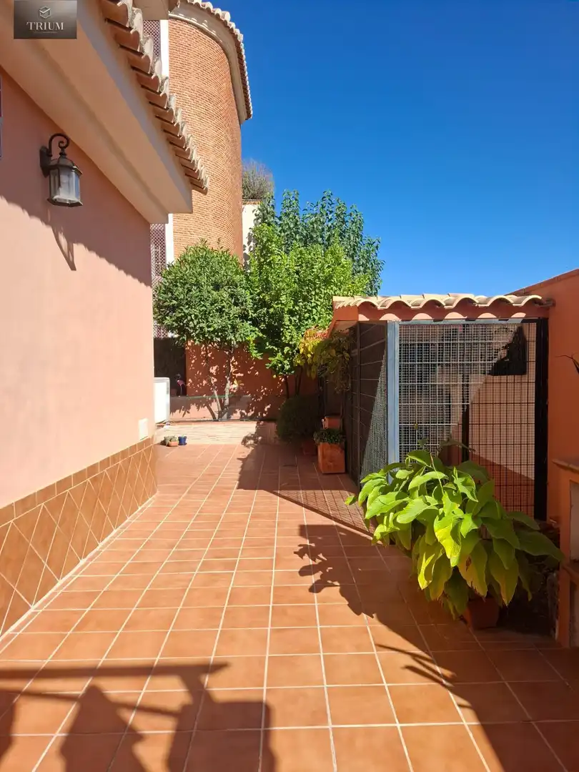Villa avec terrasse à vendre à Genil, imagen 21
