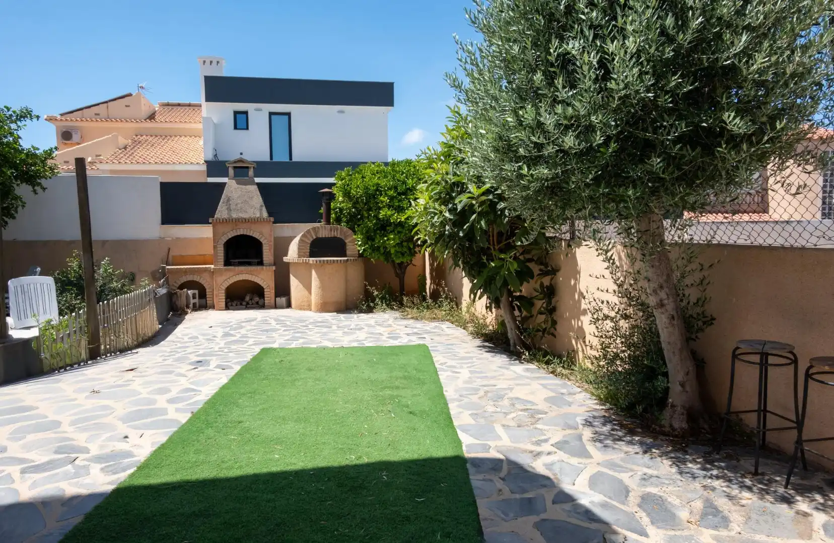 Terraza de Casa adosada en venta en Torrevieja con Aire acondicionado, Calefacción y Jardín privado