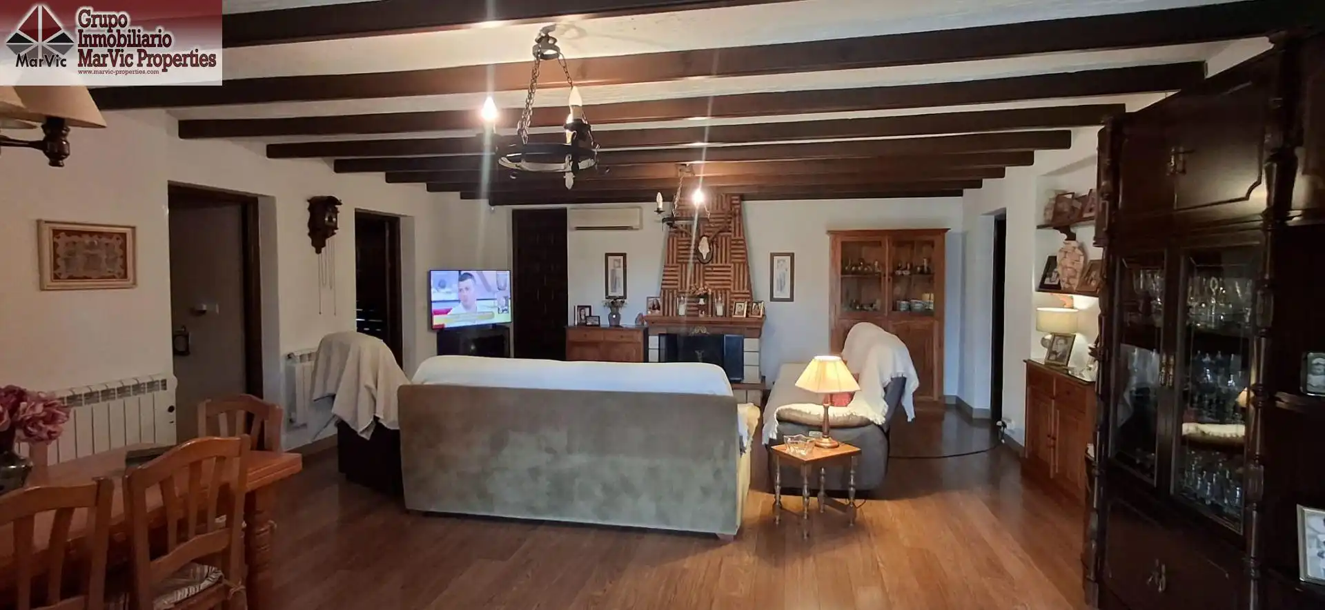 Sala d'estar de Casa o xalet en venda en Benidorm amb Aire condicionat, Jardí privat i Terrassa