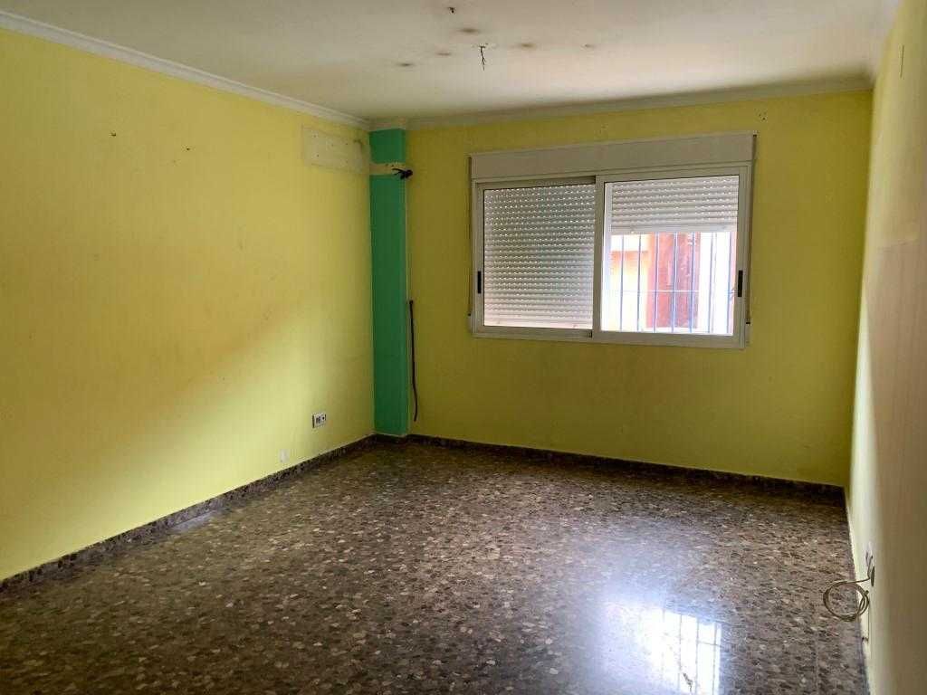 Bedroom of Flat for sale in Manises