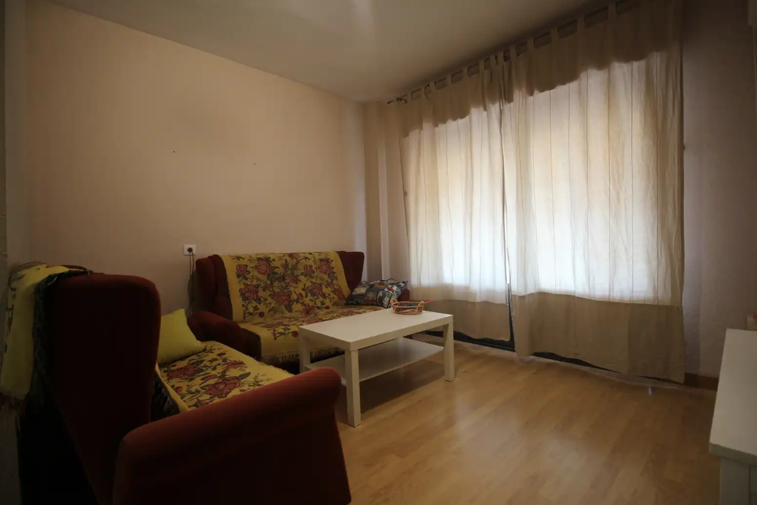 Sala de estar de Piso de alquiler en Mérida con Aire acondicionado, Calefacción y Amueblado