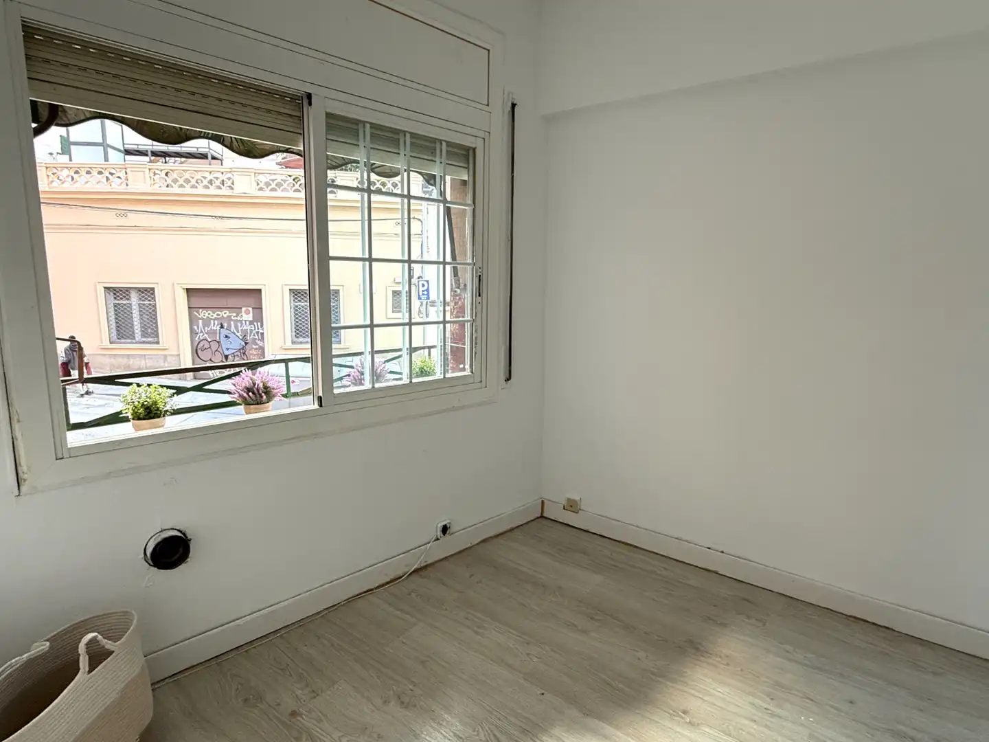 Schlafzimmer von Wohnung zum Verkauf in Barcelona mit Parkett und Alarm