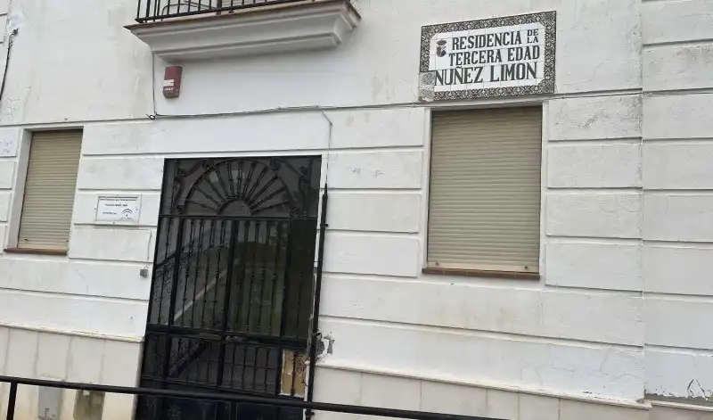 Exterior view of Office for sale in Alosno pueblo