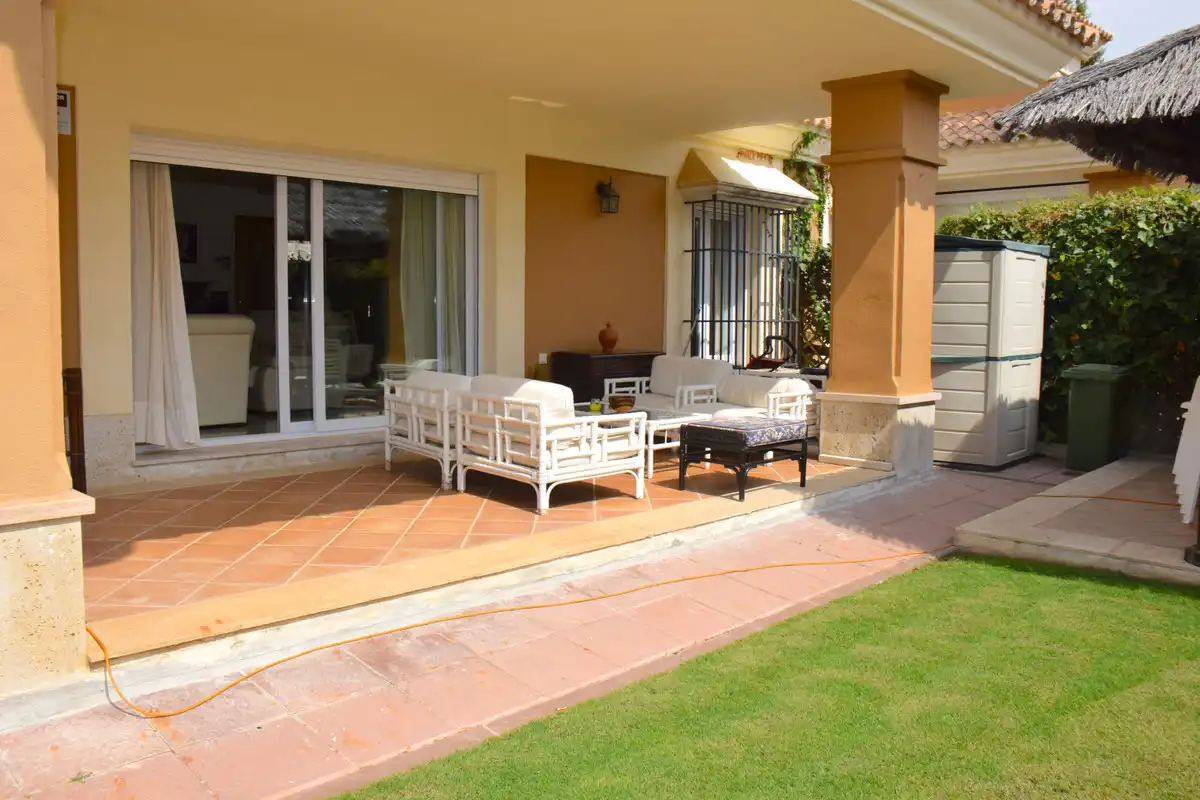 Maison mitoyenne à vendre à Río Real - Los Monteros, imagen 4