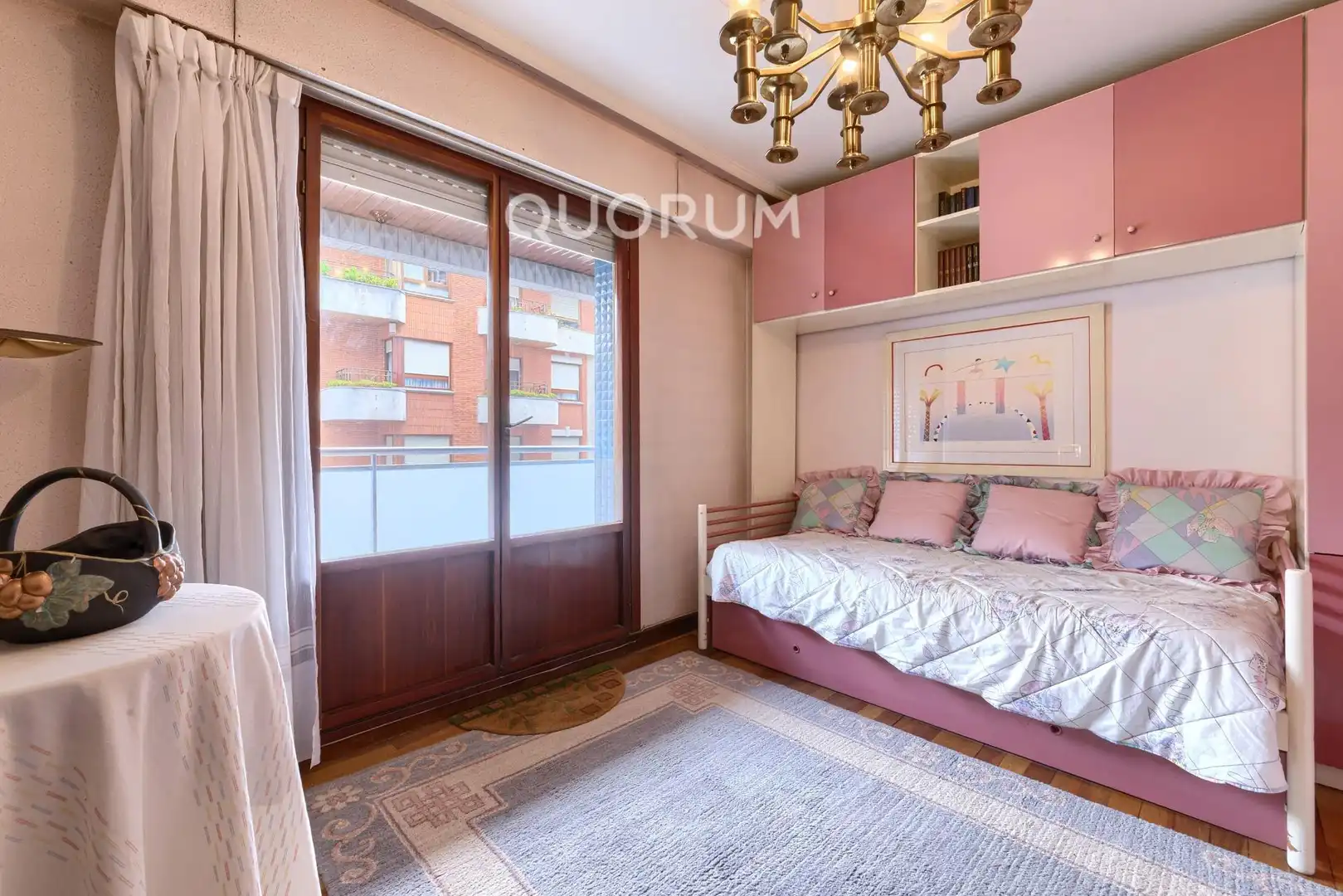Habitación de Piso en venta en Basauri  con Calefacción, Terraza y Amueblado