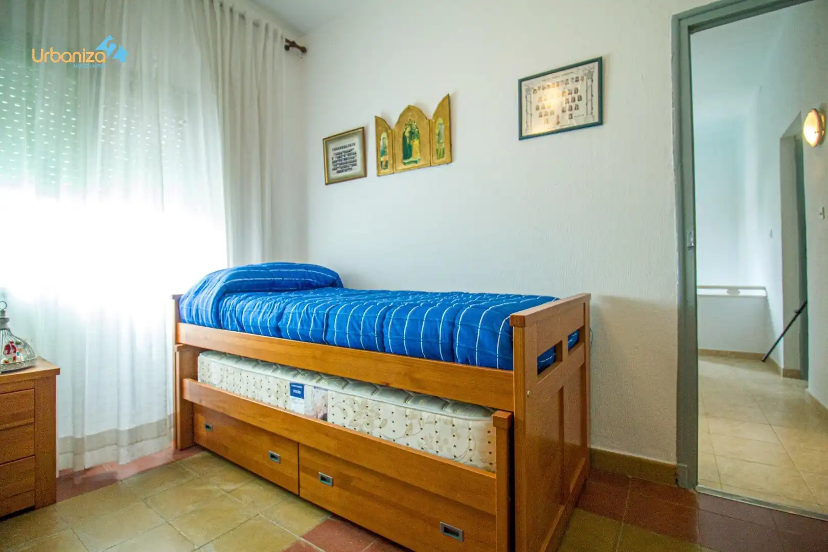 Habitación de Casa adosada en venta en Badajoz con Aire acondicionado, Jardín privado y Terraza